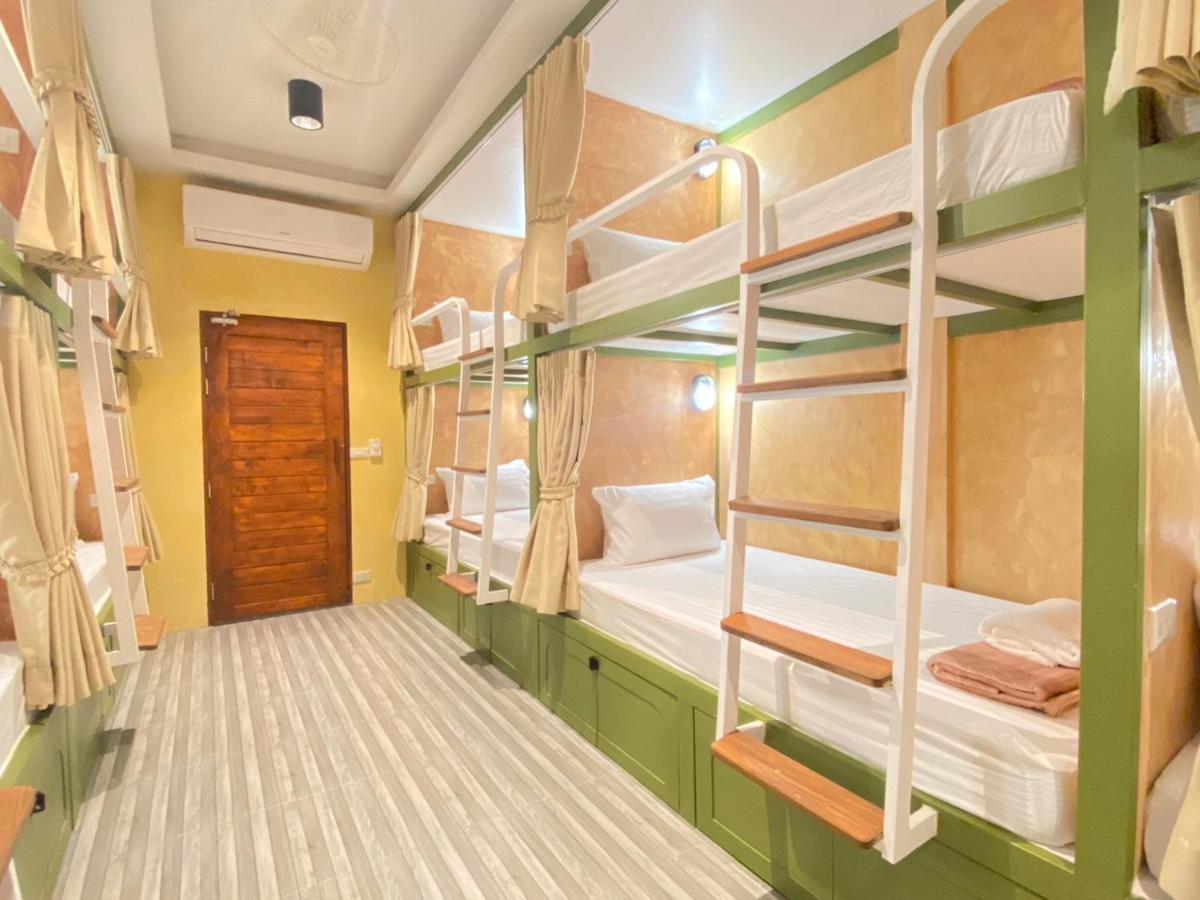 Sierra Hostel Nai Yang Ngoại thất bức ảnh