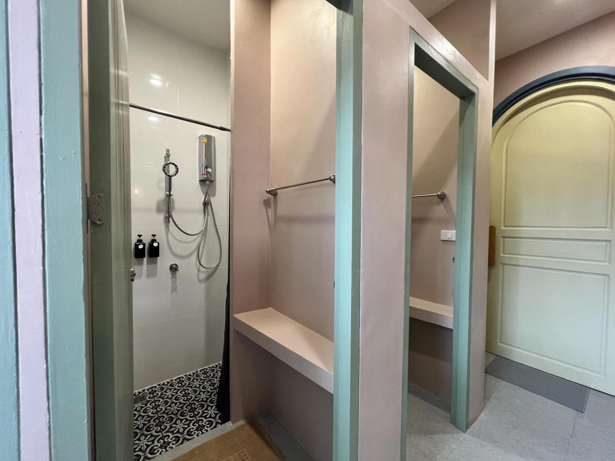Sierra Hostel Nai Yang Ngoại thất bức ảnh