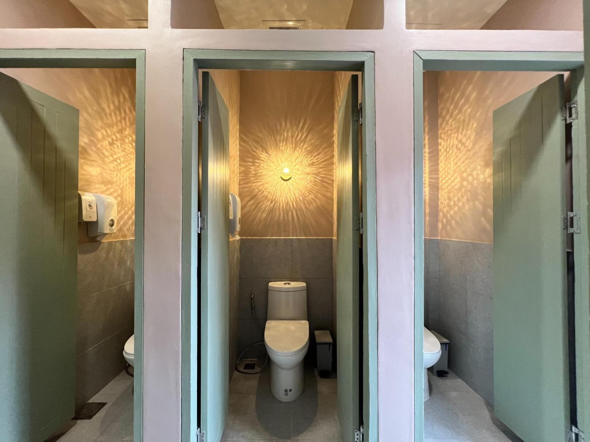 Sierra Hostel Nai Yang Ngoại thất bức ảnh