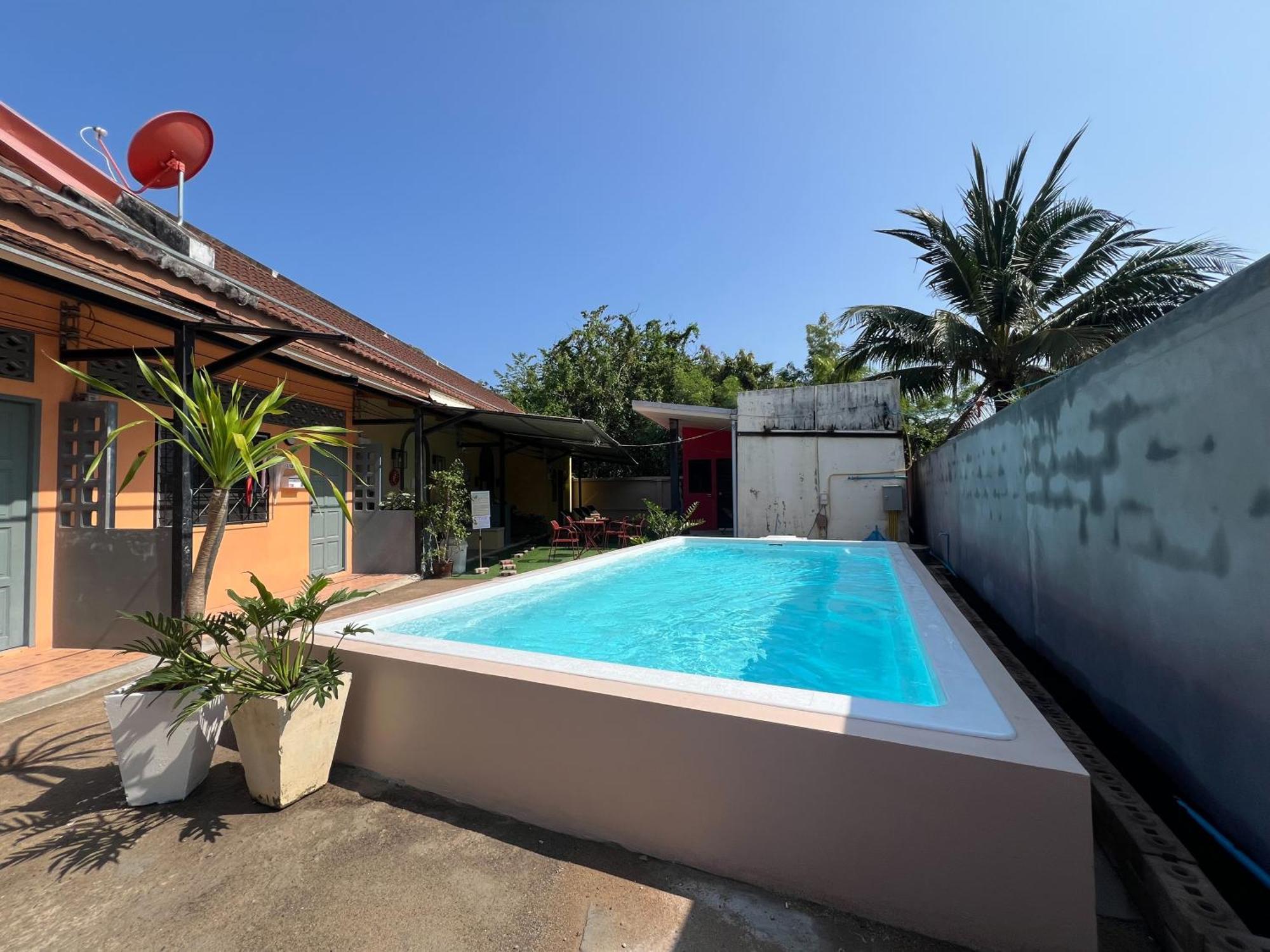 Sierra Hostel Nai Yang Ngoại thất bức ảnh